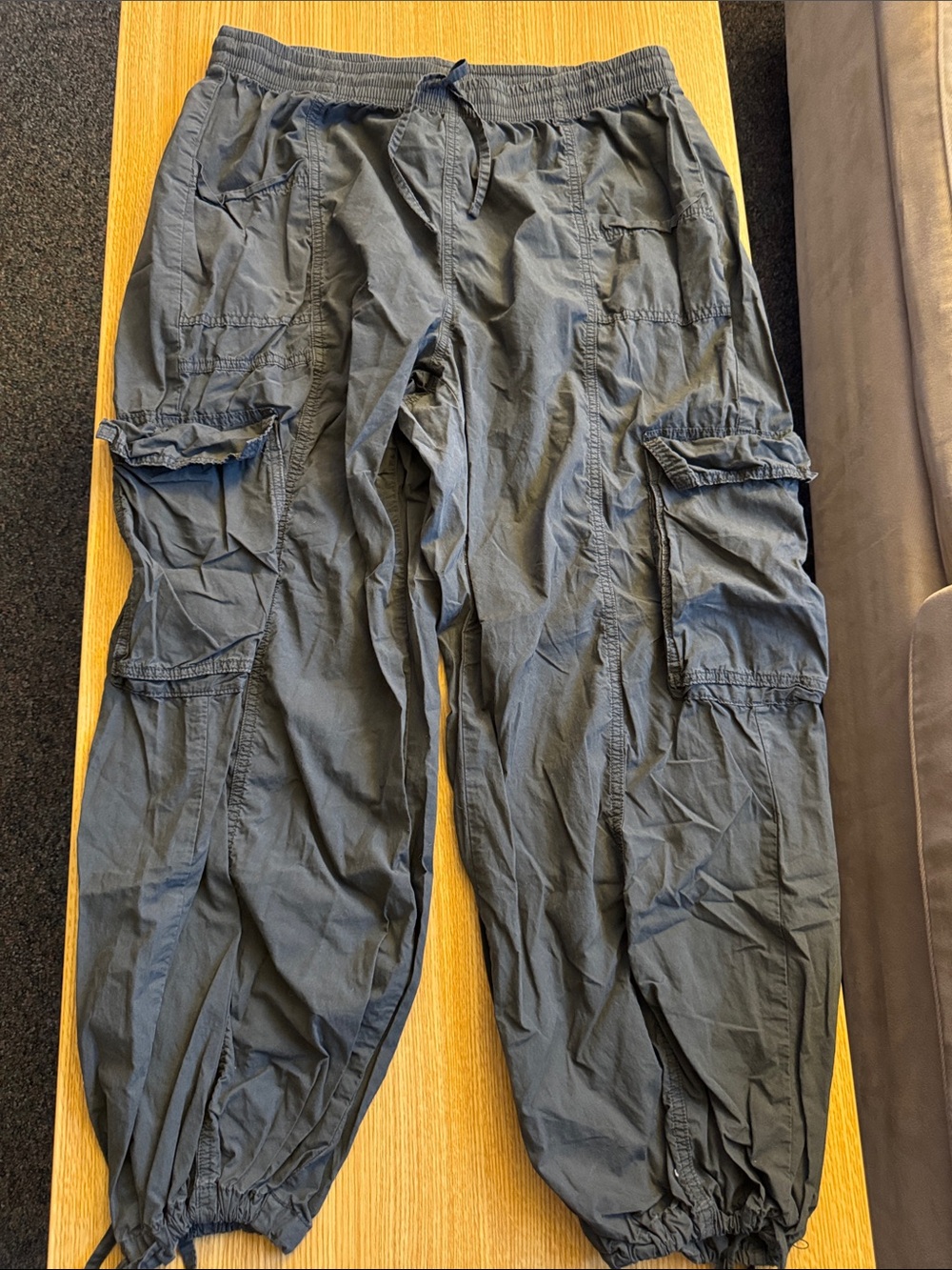 aerie women’s Dark Gray Cargo Joggers